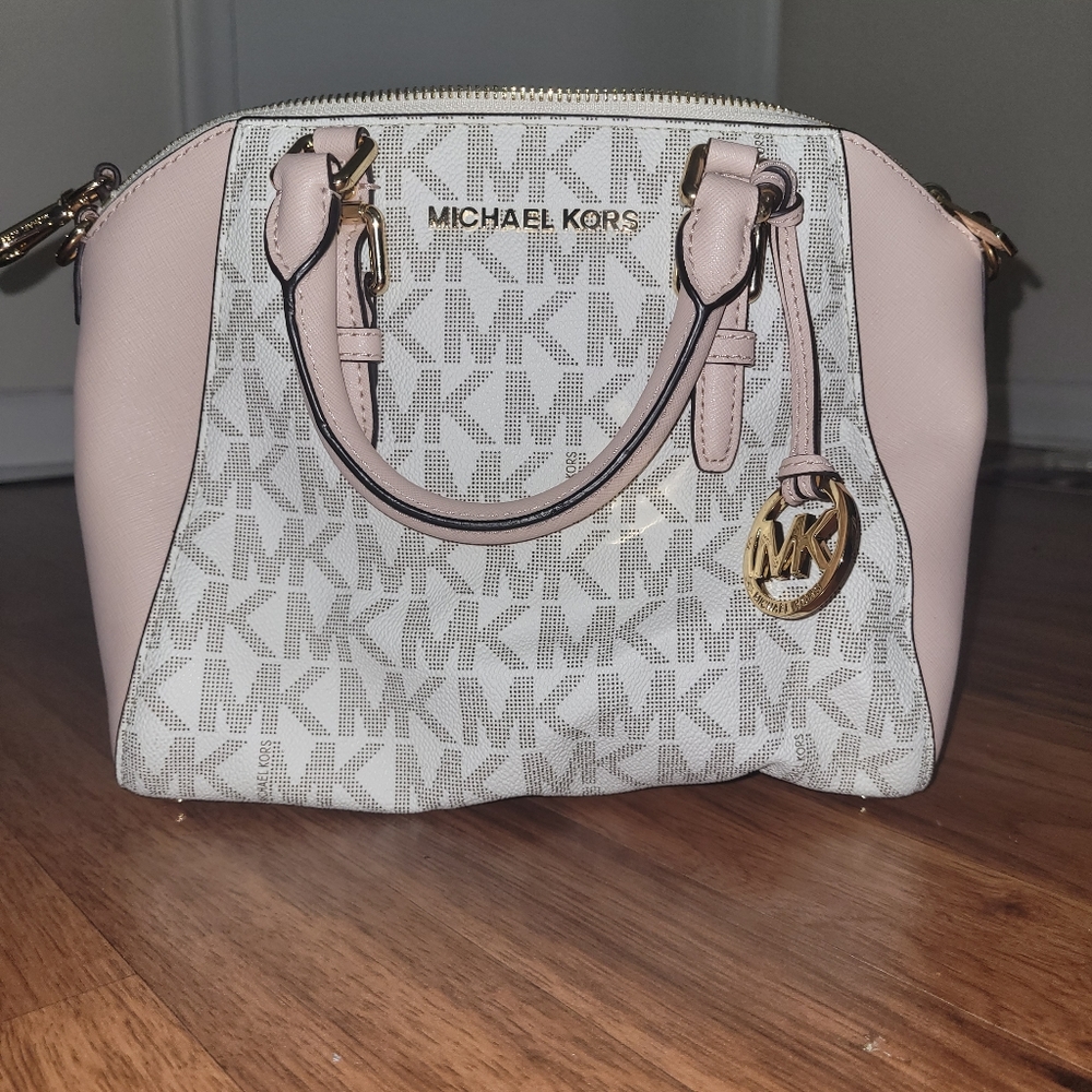 Michael Kors small purse